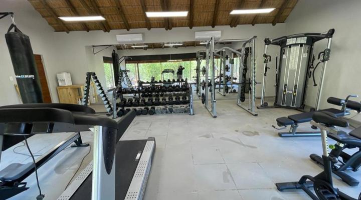 Kubu Metsi Safari Lodge