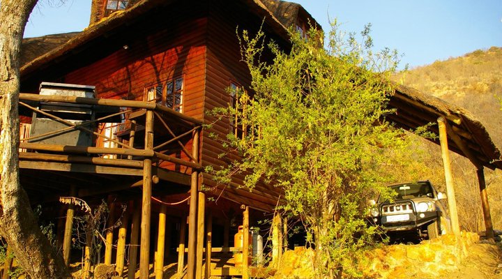 Fish Eagle Log Cabin