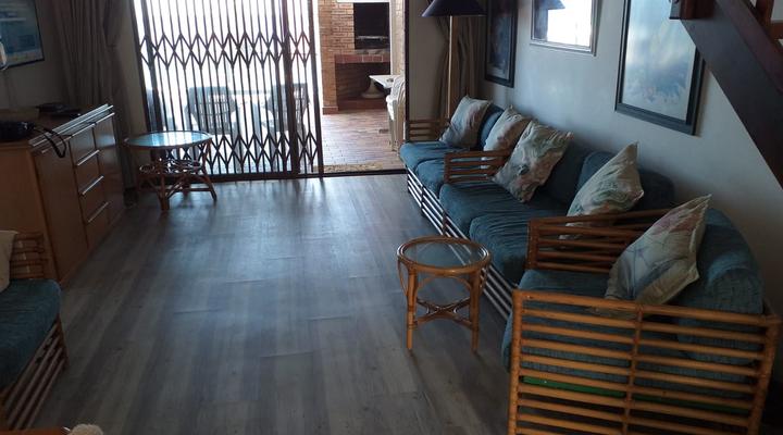 Hibbers on the beach