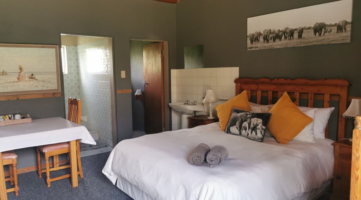 Nannies Garden Cottages, Restaurant and Tea Garden
