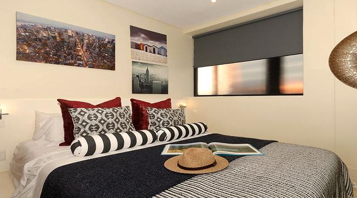 Quayside Waterfront Apartment