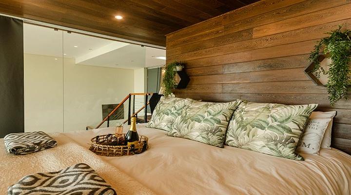 Quayside Waterfront Apartment