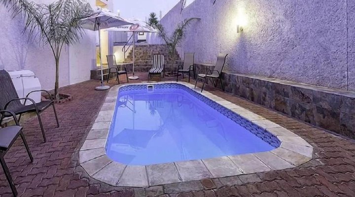 Discovery Guest House