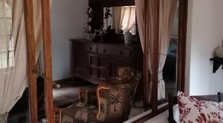 A La Mer Guest House