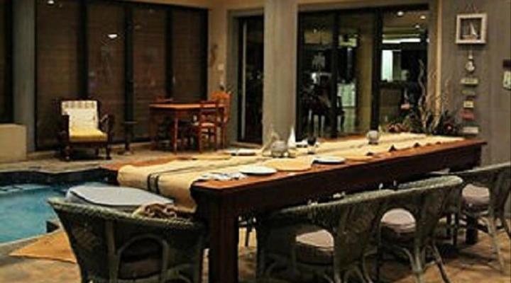 Tinley Manor Hil's B&B