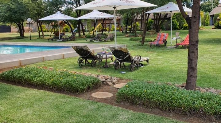 TshiBerry Bed & Breakfast