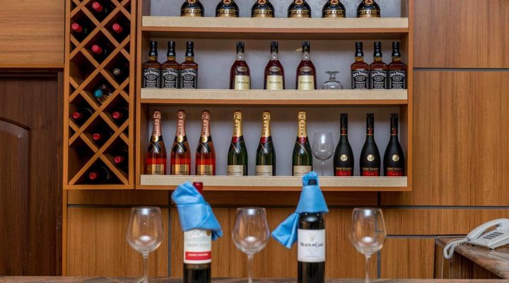 Sefcon Suites & Apartment