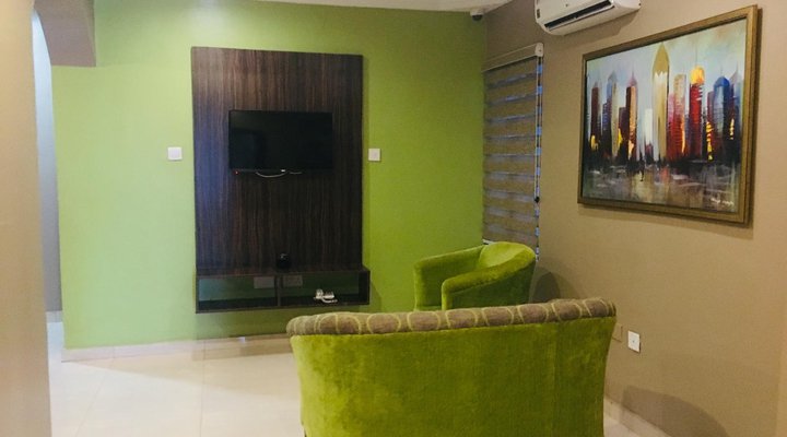 Stoneside Hotel And Apartment
