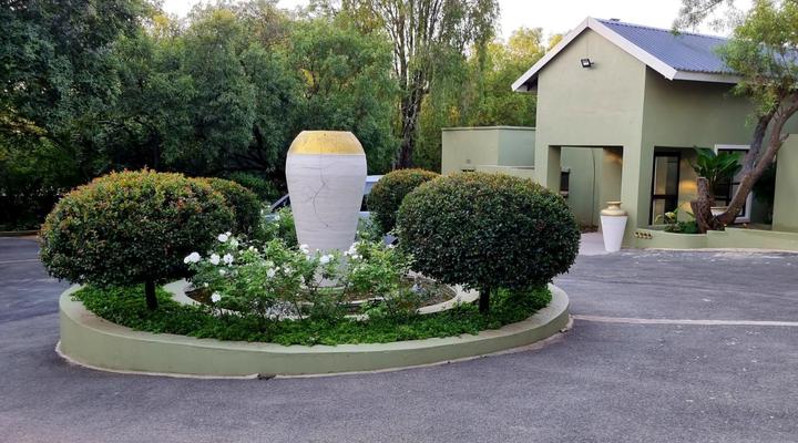 Cedar Rest Boutique Hotel