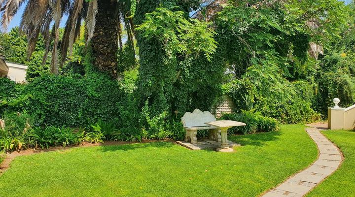 Castello Guest House