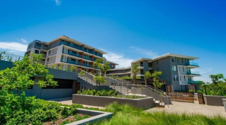 Coral Point Apartment E110