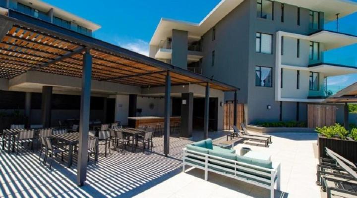 Coral Point Apartment E110