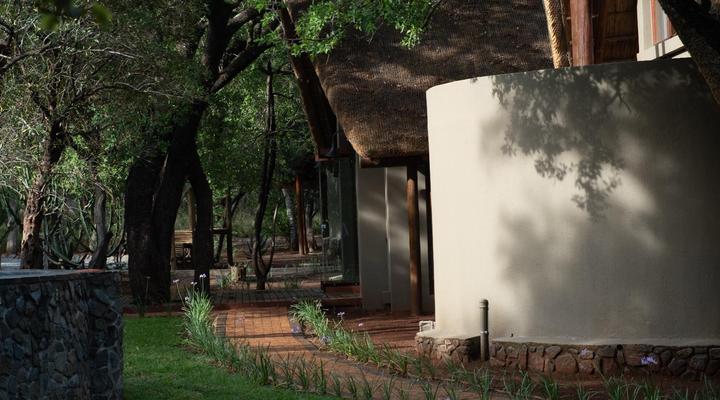 Kubu Metsi Safari Lodge