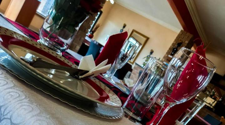 Meet Mekaar Resorts - Nquthu Hotel