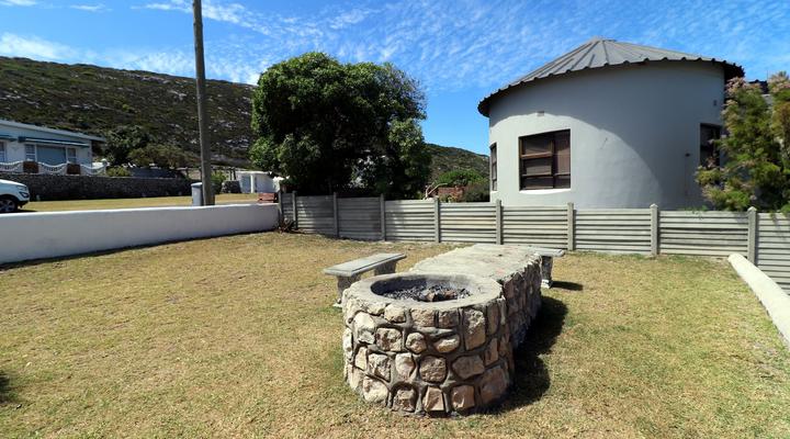 Flip Flops in Agulhas