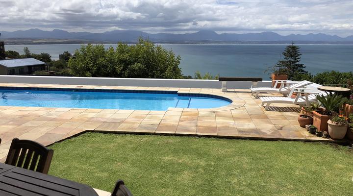 Lavandula Manor Self-catering Guest House