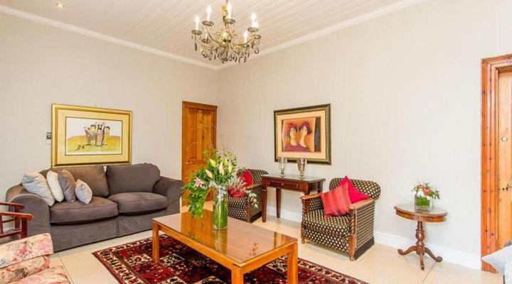Lemoenkloof Guesthouse