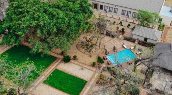 Thaba Legae Guest Lodge