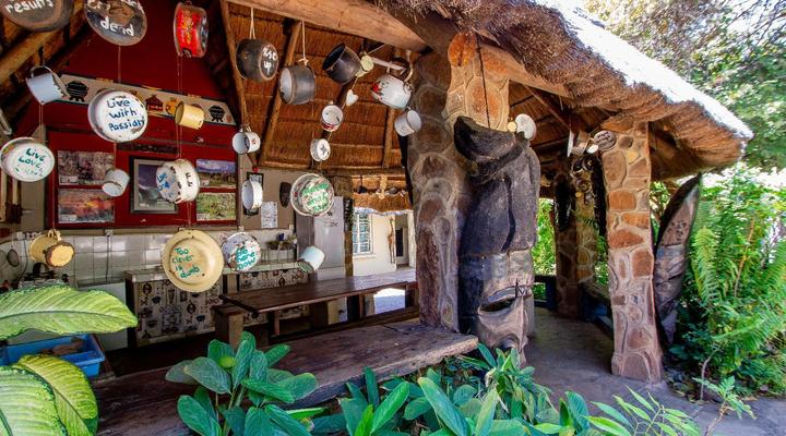 Victoria Falls Backpackers Lodge 