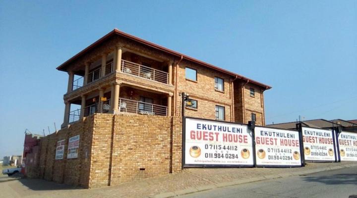 Ekuthuleni Guest House (Orlando West)