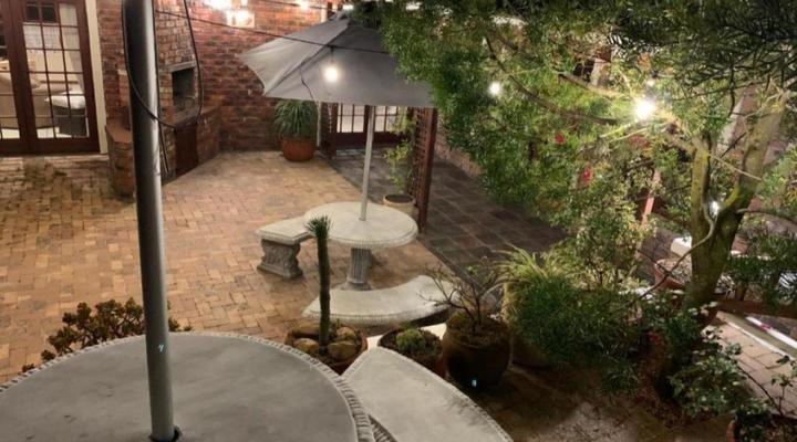 Green Pastures Guesthouse