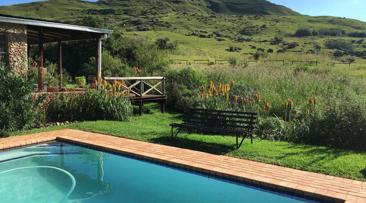 Sani Lodge Backpackers and Self-Catering Cottages