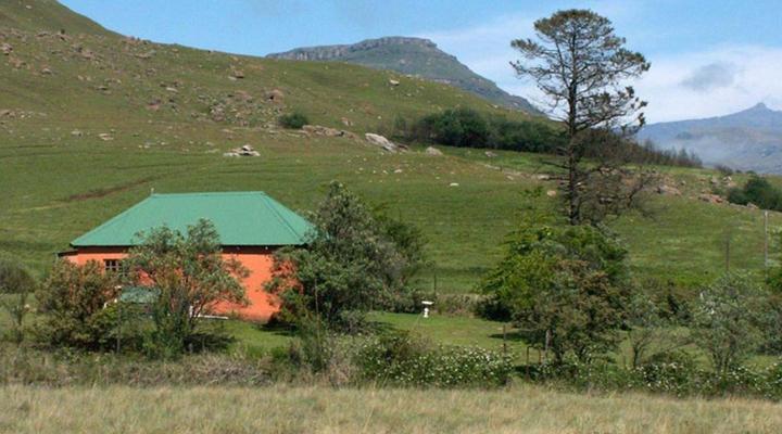 Sani Lodge Backpackers and Self-Catering Cottages