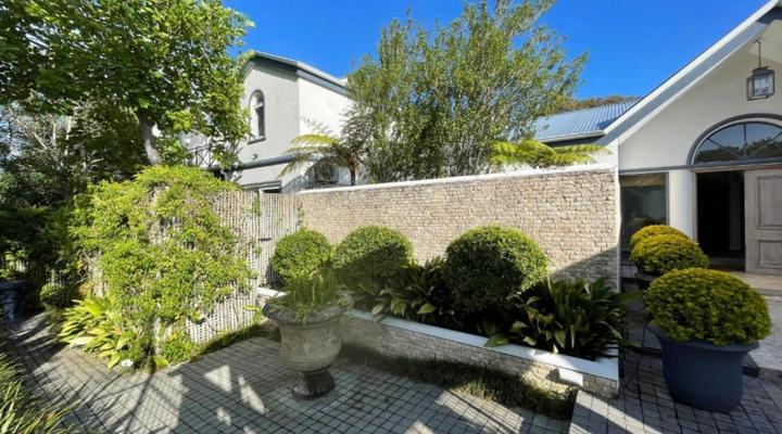 Constantiaberg Eco-Villa