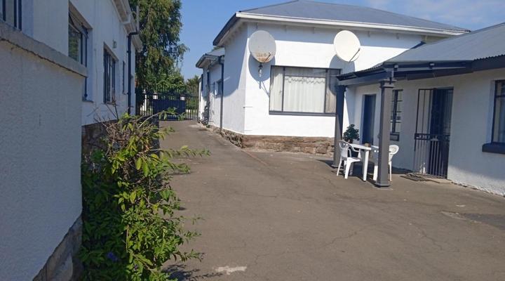 Golden Elephant Guest House