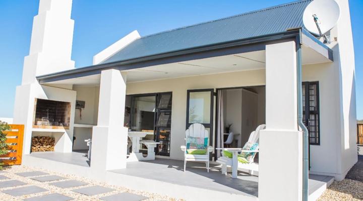 Three Feathers Cottages