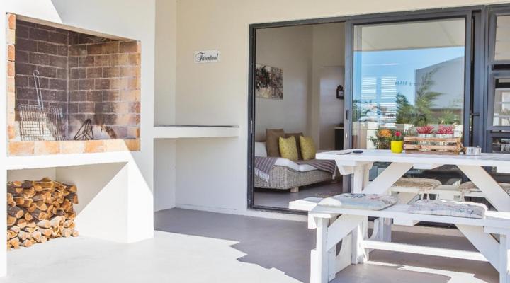 Three Feathers Cottages