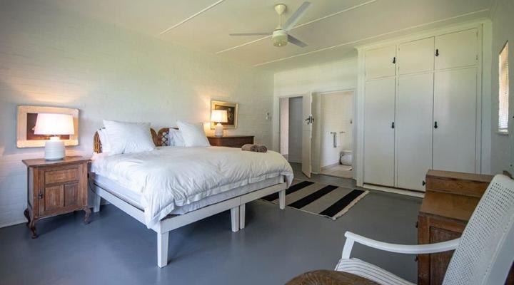 House 7 M Bacon Ave with an Inverter