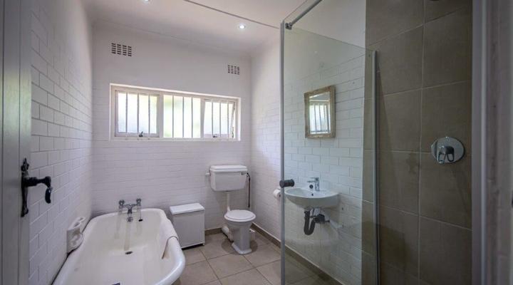 House 7 M Bacon Ave with an Inverter