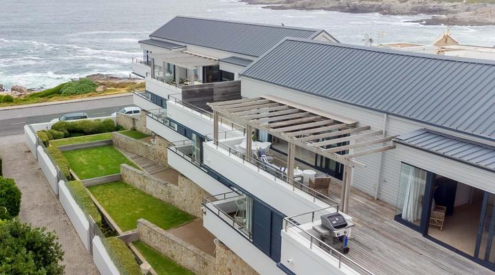 Le Paradis Penthouse Apartment