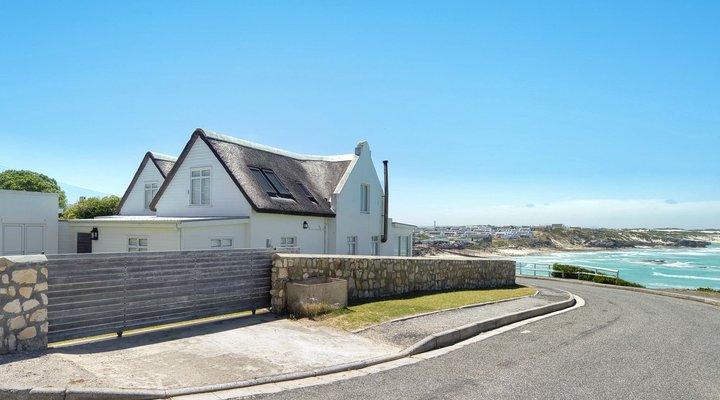 Pirates Landing - Sea Front