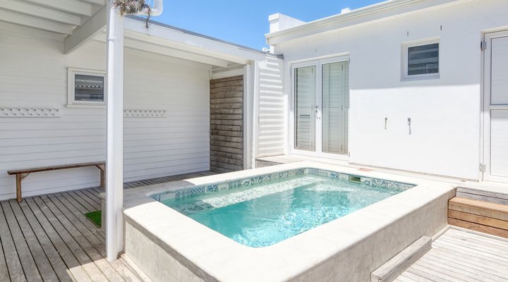 Pirates Landing - Sea Front