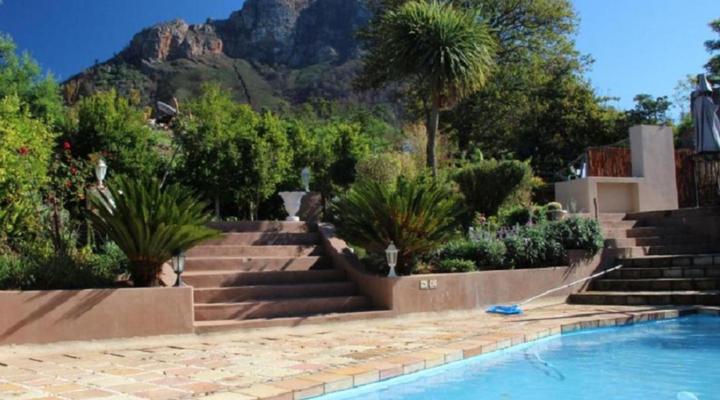 Lumley's Place Guesthouse