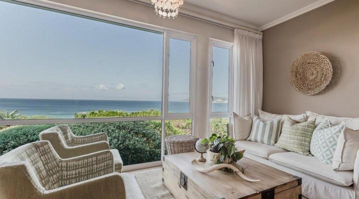 Cottage Pie by Robberg