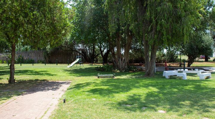 Newlands Country Lodge