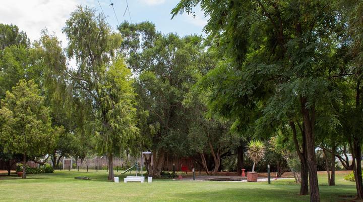 Newlands Country Lodge