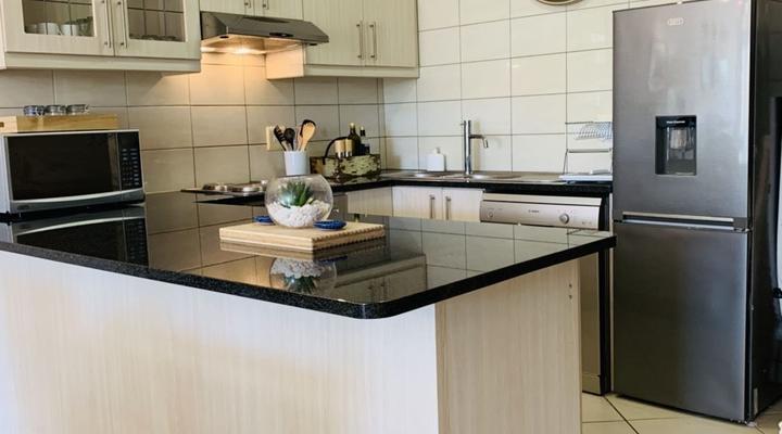 Dolphin Villa @ Seaside Village