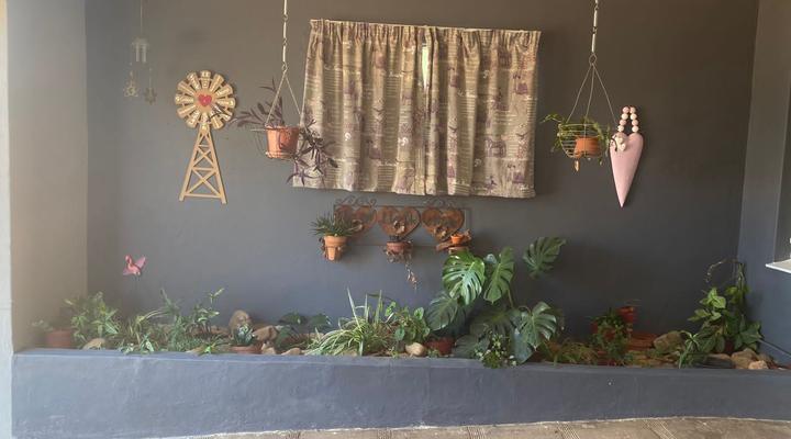 Hoon's Accommodation/ Karas Inn B&B