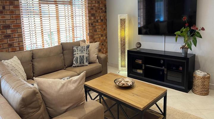 Rhino Coast Guesthouse Bed & Breakfast