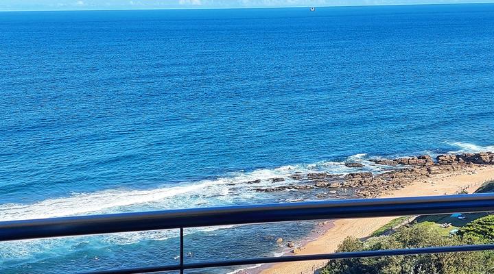 The Pearls, Apartment Dawn