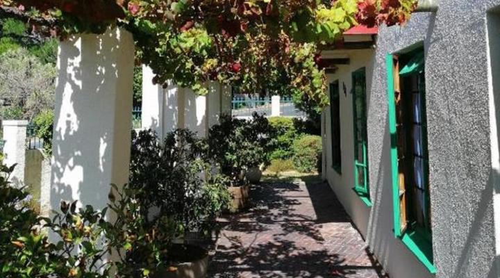 Wine Route 44 Guesthouse