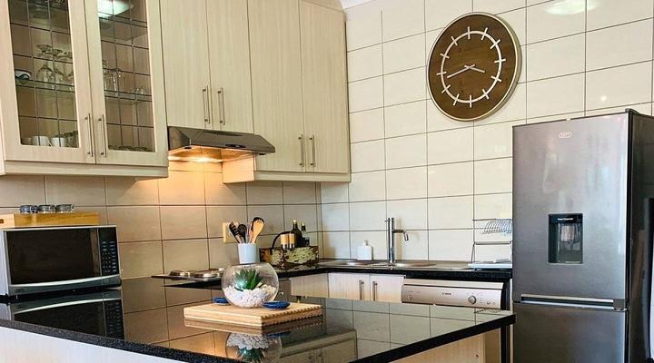 Dolphin Villa @ Seaside Village