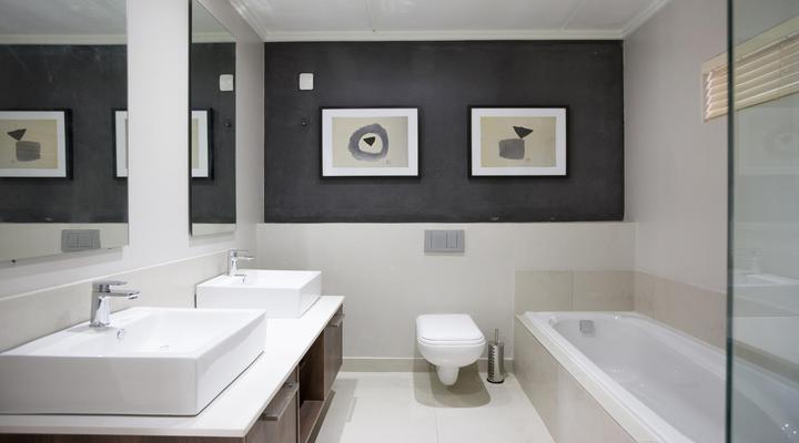 Insignia Luxury Apartments