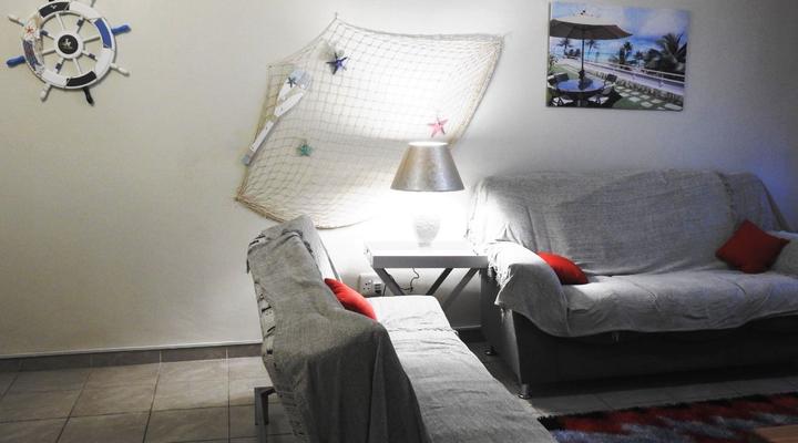 Amanzi Op Die Strand