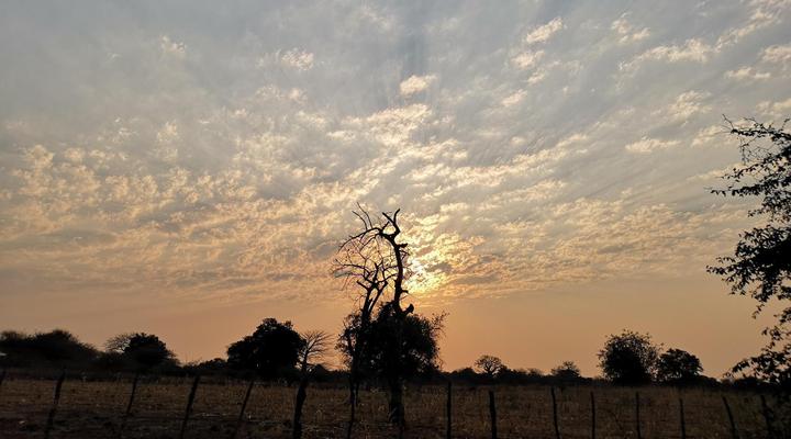 Nthakeni Bush & River Camp