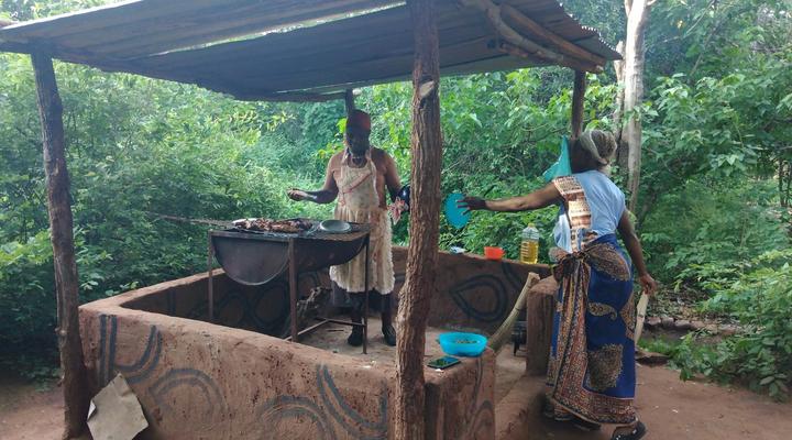 Nthakeni Bush & River Camp